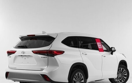 Toyota Highlander, 2025 год, 5 800 000 рублей, 6 фотография