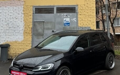 Volkswagen Golf VII, 2021 год, 2 050 000 рублей, 2 фотография