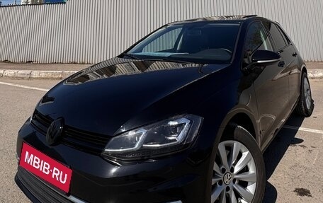Volkswagen Golf VII, 2021 год, 2 050 000 рублей, 25 фотография