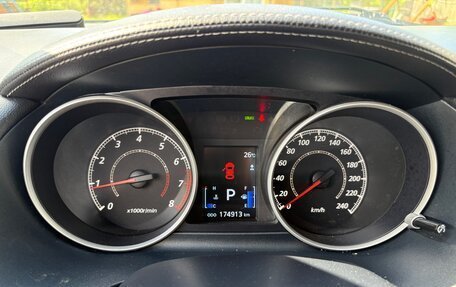 Mitsubishi Outlander III рестайлинг 3, 2011 год, 900 000 рублей, 9 фотография