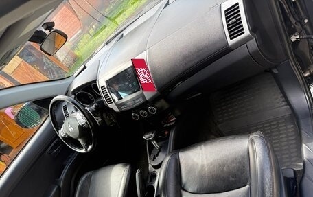 Mitsubishi Outlander III рестайлинг 3, 2011 год, 900 000 рублей, 17 фотография