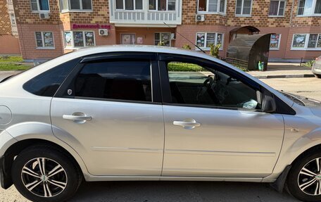 Ford Focus II рестайлинг, 2006 год, 530 000 рублей, 2 фотография