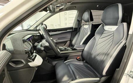 Geely Atlas, 2024 год, 3 100 000 рублей, 15 фотография