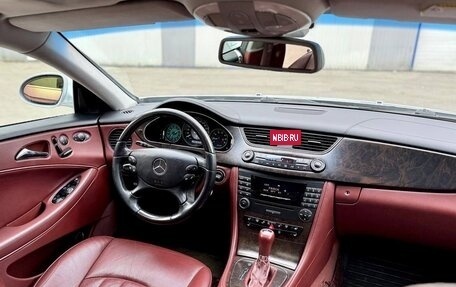 Mercedes-Benz CLS, 2005 год, 1 320 000 рублей, 13 фотография