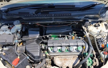 Honda Stream I рестайлинг, 2002 год, 550 000 рублей, 7 фотография