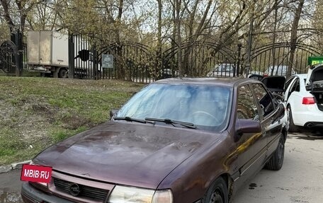 Opel Vectra A, 1993 год, 145 000 рублей, 3 фотография