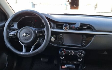 KIA Rio IV, 2018 год, 1 250 000 рублей, 3 фотография
