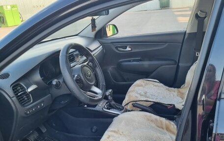 KIA Rio IV, 2018 год, 1 250 000 рублей, 8 фотография
