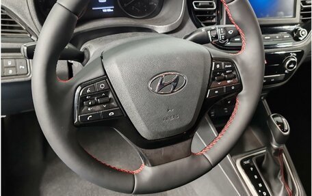 Hyundai Solaris II рестайлинг, 2020 год, 1 549 000 рублей, 24 фотография