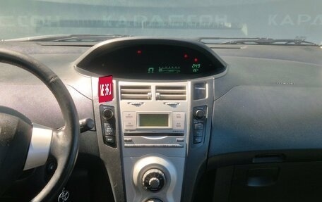 Toyota Yaris III рестайлинг, 2007 год, 537 000 рублей, 10 фотография