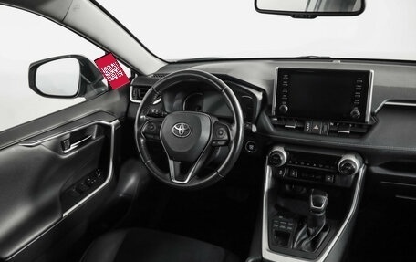 Toyota RAV4, 2021 год, 3 089 000 рублей, 9 фотография