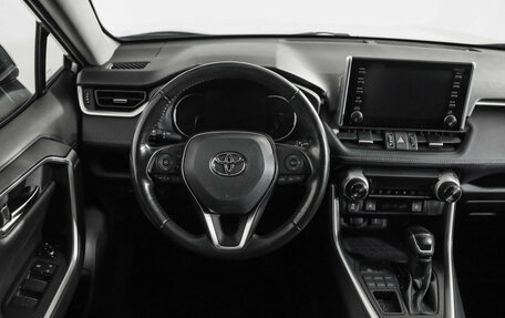 Toyota RAV4, 2021 год, 3 089 000 рублей, 11 фотография