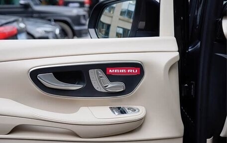Mercedes-Benz V-Класс, 2022 год, 5 850 000 рублей, 17 фотография