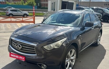 Infiniti QX70, 2013 год, 2 130 000 рублей, 4 фотография