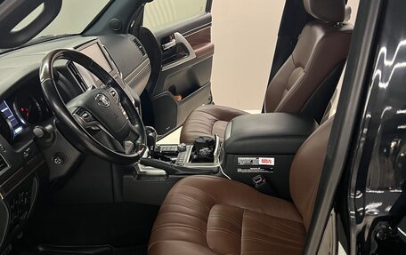Toyota Land Cruiser 200, 2019 год, 8 200 000 рублей, 10 фотография