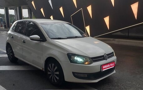 Volkswagen Polo VI (EU Market), 2010 год, 450 000 рублей, 1 фотография
