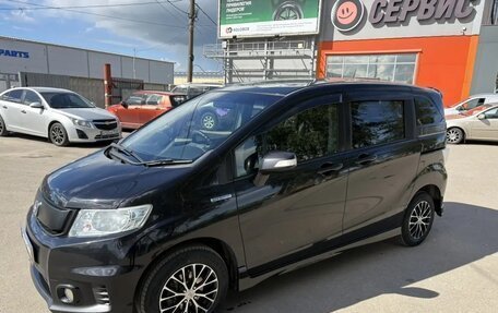 Honda Freed I, 2012 год, 1 200 000 рублей, 1 фотография