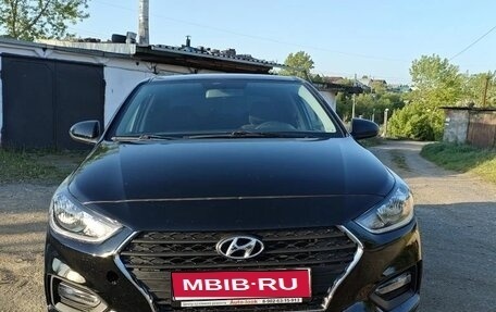 Hyundai Solaris II рестайлинг, 2018 год, 960 000 рублей, 1 фотография