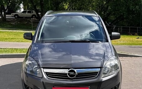 Opel Zafira B, 2012 год, 595 000 рублей, 2 фотография