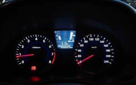Hyundai Solaris II рестайлинг, 2011 год, 370 000 рублей, 4 фотография