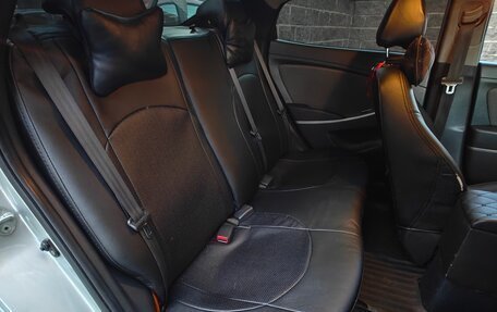Hyundai Solaris II рестайлинг, 2011 год, 370 000 рублей, 19 фотография