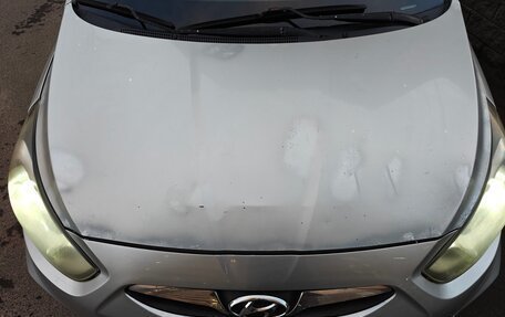 Hyundai Solaris II рестайлинг, 2011 год, 370 000 рублей, 15 фотография