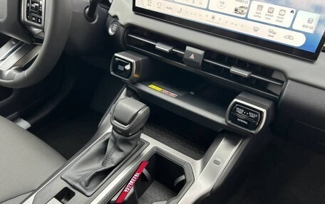 Toyota RAV4, 2026 год, 3 670 000 рублей, 5 фотография