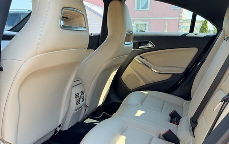 Mercedes-Benz CLA, 2016 год, 2 300 000 рублей, 15 фотография