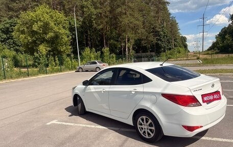 Hyundai Solaris II рестайлинг, 2016 год, 1 250 000 рублей, 4 фотография