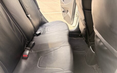 Hyundai Solaris II рестайлинг, 2016 год, 1 250 000 рублей, 13 фотография