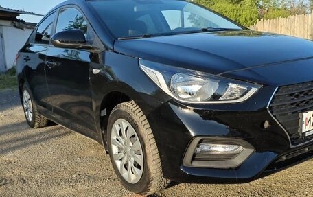 Hyundai Solaris II рестайлинг, 2018 год, 960 000 рублей, 2 фотография