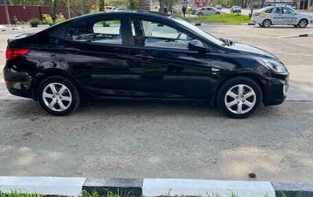 Hyundai Solaris II рестайлинг, 2013 год, 985 000 рублей, 6 фотография