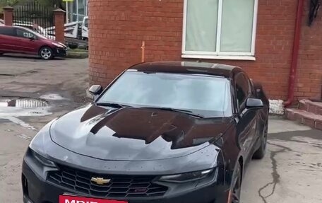 Chevrolet Camaro VI, 2022 год, 3 850 000 рублей, 2 фотография