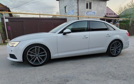 Audi A4, 2019 год, 2 390 000 рублей, 5 фотография