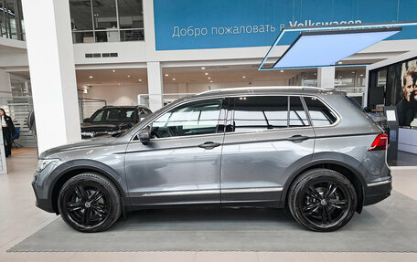 Volkswagen Tiguan II, 2021 год, 3 450 000 рублей, 10 фотография