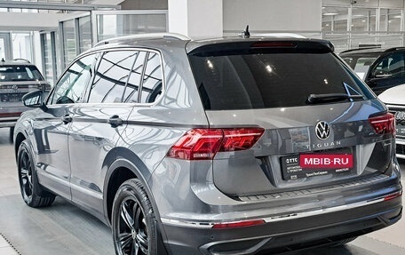 Volkswagen Tiguan II, 2021 год, 3 450 000 рублей, 8 фотография