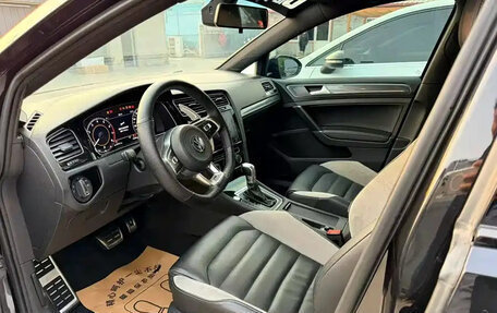 Volkswagen Golf VII, 2020 год, 1 440 001 рублей, 6 фотография