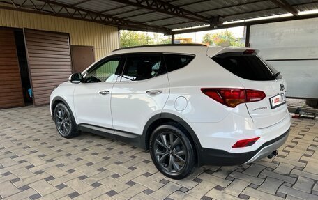 Hyundai Santa Fe III рестайлинг, 2016 год, 2 390 000 рублей, 2 фотография