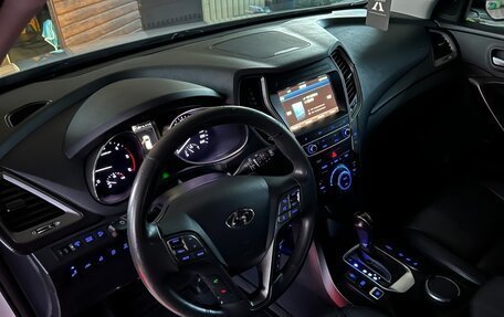 Hyundai Santa Fe III рестайлинг, 2016 год, 2 390 000 рублей, 10 фотография