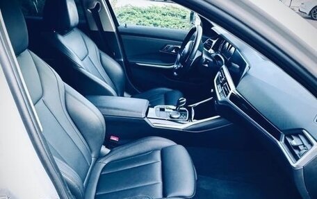 BMW 3 серия, 2020 год, 2 950 000 рублей, 12 фотография