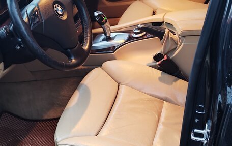 BMW 5 серия, 2008 год, 1 330 000 рублей, 11 фотография