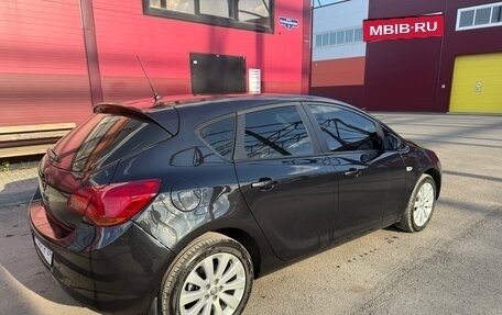 Opel Astra J, 2011 год, 580 000 рублей, 6 фотография