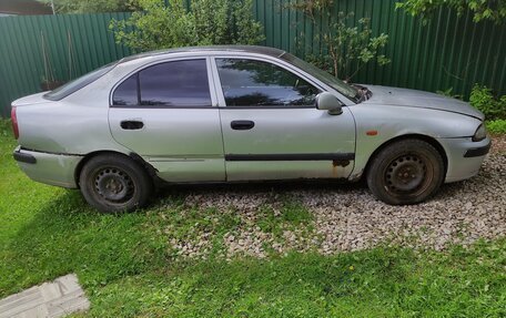 Mitsubishi Carisma I, 2001 год, 85 000 рублей, 2 фотография