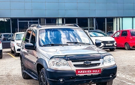 Chevrolet Niva I рестайлинг, 2018 год, 705 103 рублей, 2 фотография