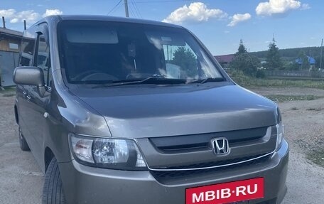 Honda Mobilio Spike I рестайлинг, 2006 год, 500 000 рублей, 2 фотография
