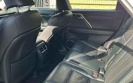 Lexus RX IV рестайлинг, 2016 год, 3 990 000 рублей, 4 фотография