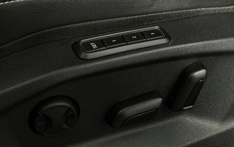 Volkswagen Tiguan II, 2021 год, 3 747 000 рублей, 10 фотография