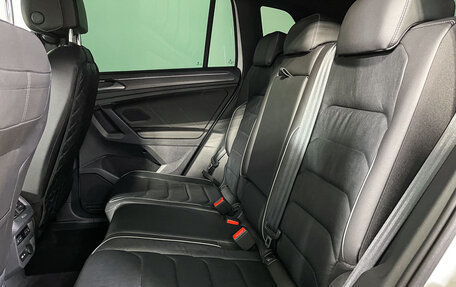 Volkswagen Tiguan II, 2021 год, 3 747 000 рублей, 11 фотография