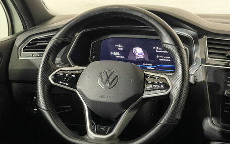 Volkswagen Tiguan II, 2021 год, 3 747 000 рублей, 13 фотография