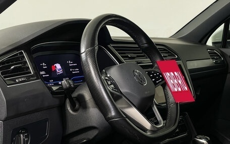 Volkswagen Tiguan II, 2021 год, 3 747 000 рублей, 9 фотография